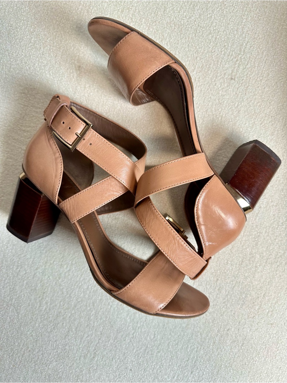 Tory Burch Tabitha Tan Leather Cross-Strap Block Heel Neutral Sandal Gold Accent - Picture 6 of 7